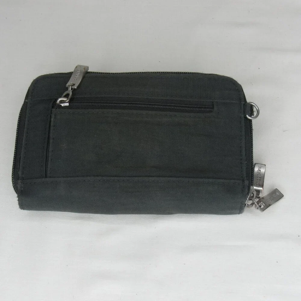 Baggallini Charcoal Black Gray Clutch Wristlet Organizer Wallet RFID